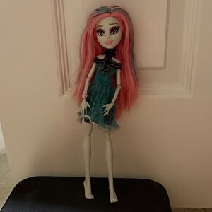 Rochelle Monster High Doll